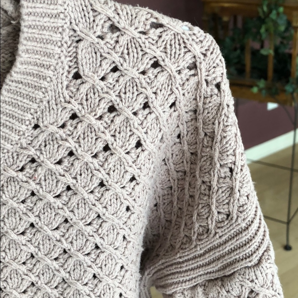 Old Navy Sweater - Picture 3 of 3